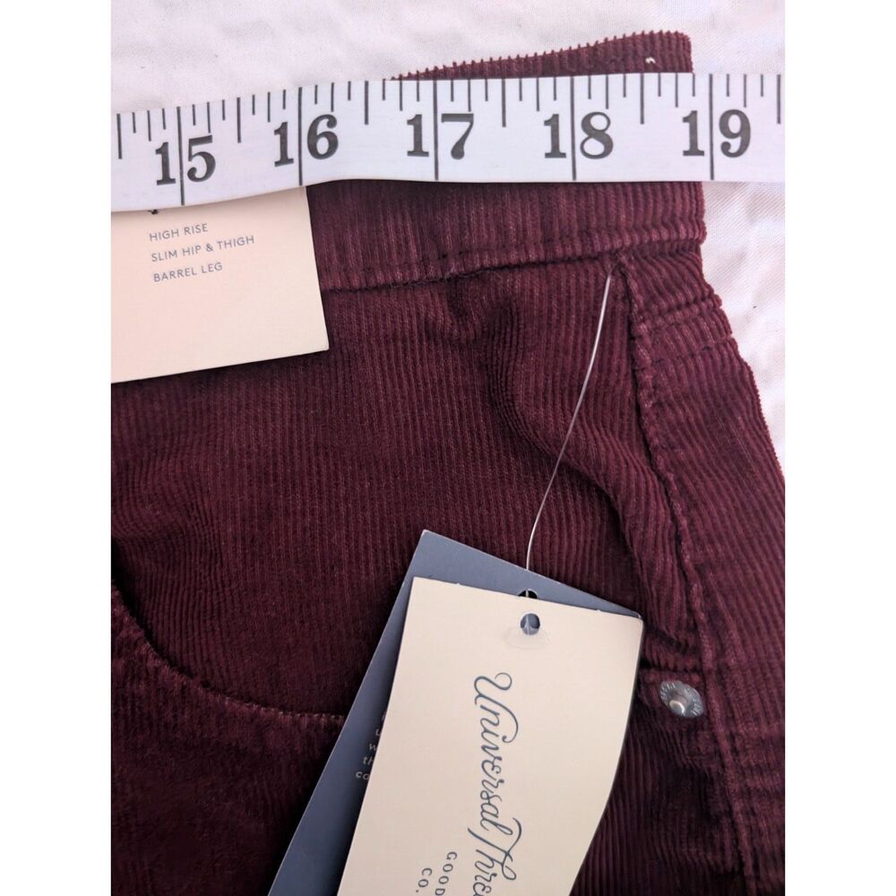 Universal Thread High Rise Easy Barrel Corduroy Pants Burgundy Size 16R NWT - Picture 4 of 7